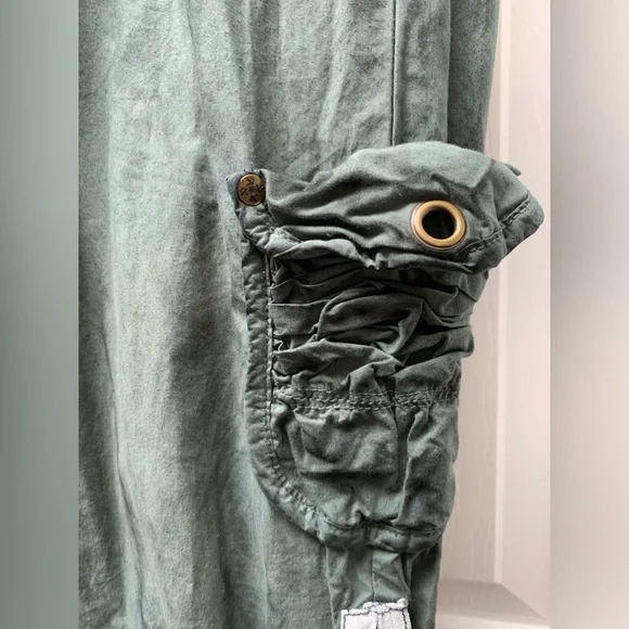 DDP Woman - Picture 2 of 16